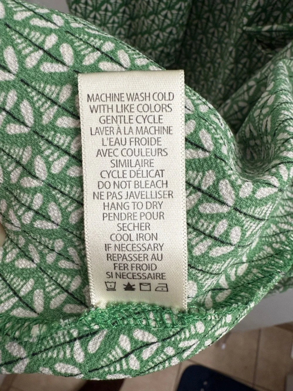 Max Studio Green Printed Long-Sleeve Wrap Dress